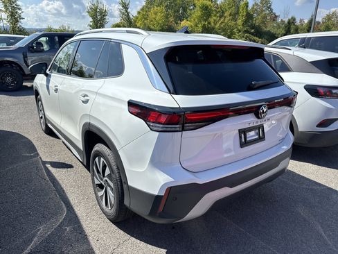 New 2025 Volkswagen Tiguan S image 5