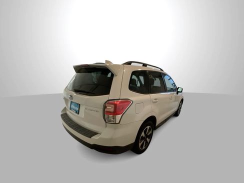 Used 2018 Subaru Forester 2.5i Premium AWD/4WD image 8