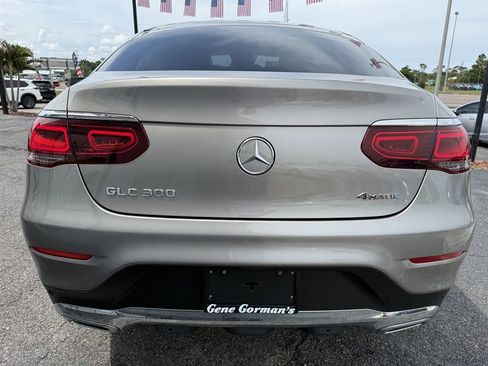 Used 2021 Mercedes-Benz GLC 300 4MATIC Coupe image 4