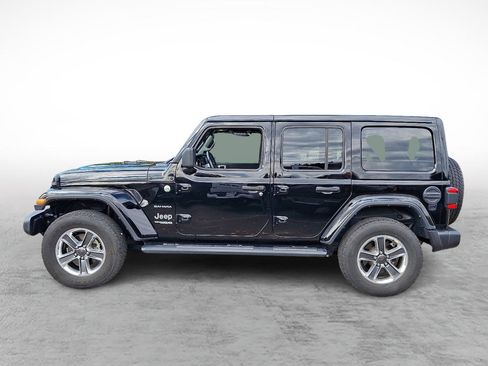 Certified 2021 Jeep Wrangler Unlimited Sahara AWD/4WD image 2