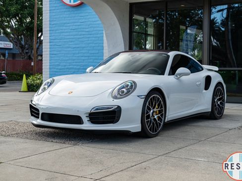 Used 2015 Porsche 911 Turbo S AWD/4WD image 3