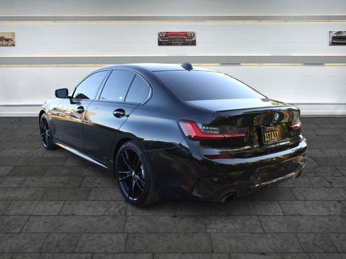 Used 2022 BMW 330i Sedan w/ M Sport Package RWD image 5