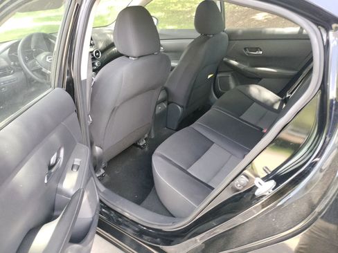 Used 2020 Nissan Sentra SV image 3