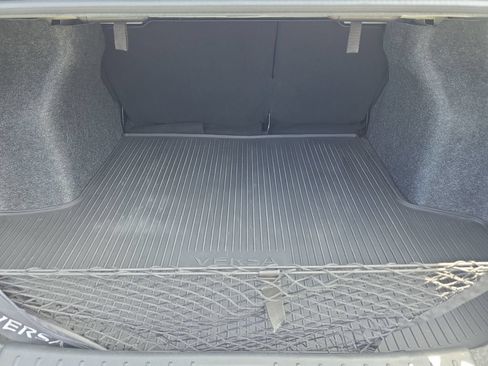 Used 2020 Nissan Versa SR w/ Trunk Package FWD image 31
