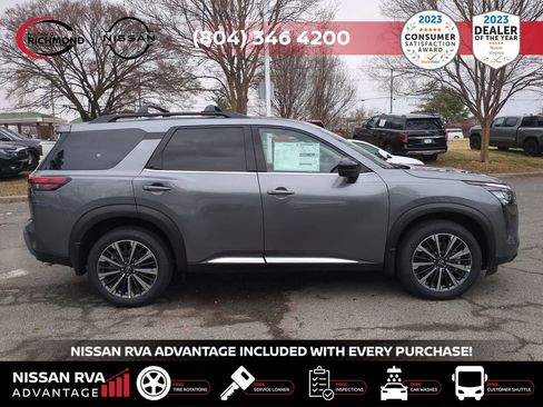 New 2026 Nissan Pathfinder Platinum w/ Cargo Package image 4