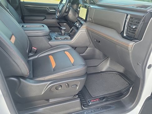 Used 2022 GMC Sierra 1500 AT4 image 14