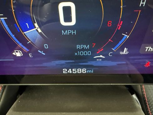 Used 2025 Chevrolet Equinox RS w/ Convenience Package III FWD image 31