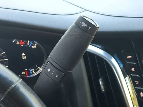 Used 2019 Cadillac Escalade Luxury image 33