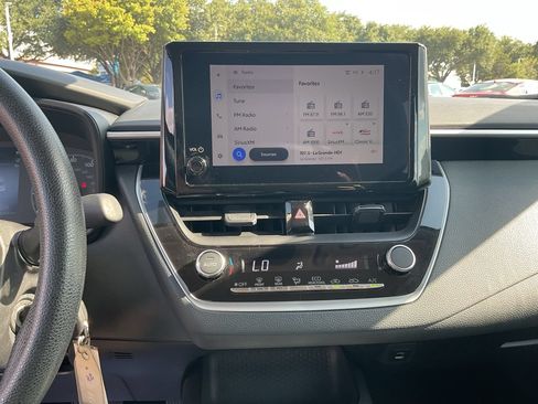 Used 2025 Toyota Corolla LE FWD image 26