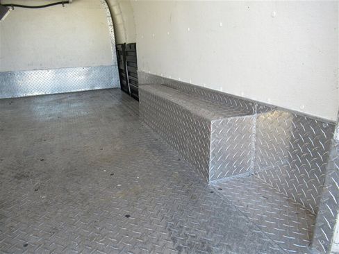 Used 2016 GMC Savana 3500 Extended image 10