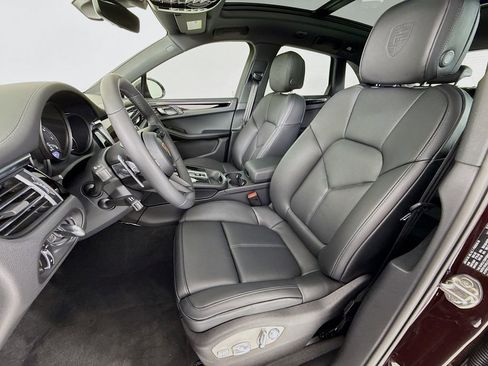 New 2026 Porsche Macan Turbo image 5