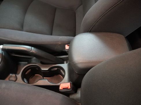 Used 2013 Chevrolet Cruze LT image 21