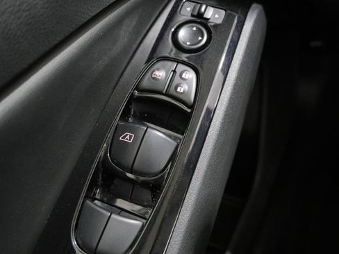 Used 2024 Nissan Altima 2.5 SR FWD image 12