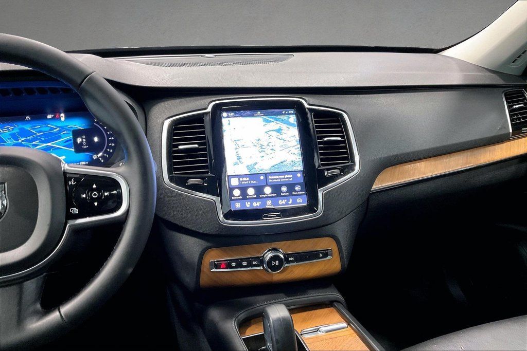 Certified 2024 Volvo XC90 B6 Plus AWD/4WD image 10