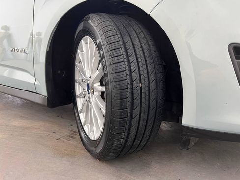 Used 2013 Ford C-MAX SEL FWD image 27