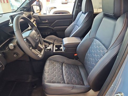 New 2026 Toyota 4Runner Platinum AWD/4WD image 21