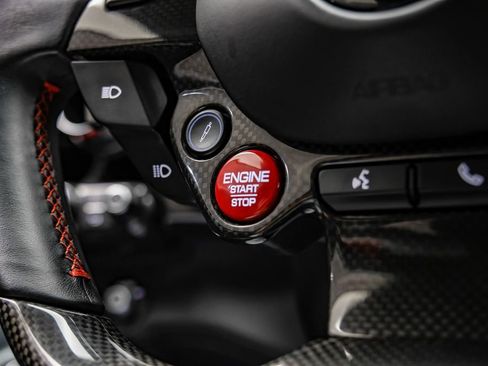Used 2019 Ferrari 812 Superfast RWD image 23