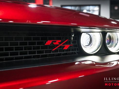 Used 2022 Dodge Challenger R/T Scat Pack RWD image 12