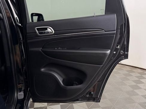 Used 2022 Jeep Grand Cherokee Limited AWD/4WD image 33