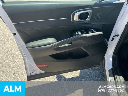 Used 2023 Kia Sorento SX FWD image 11