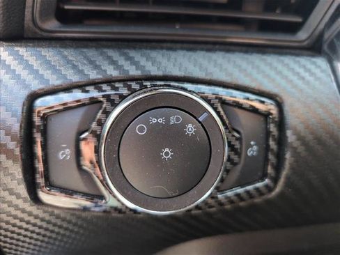 Used 2020 Ford Mustang Coupe RWD image 18