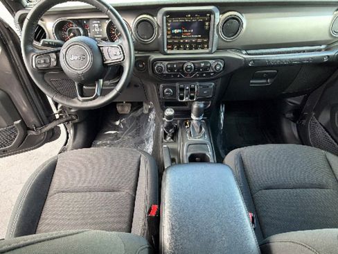 Used 2022 Jeep Wrangler Unlimited Sport AWD/4WD image 26