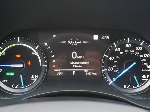 Used 2021 Toyota Highlander XLE image 40