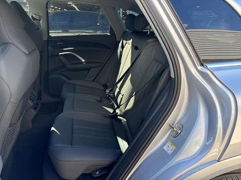 New 2025 Audi Q5 Premium Plus image 12