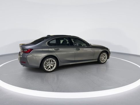 New 2025 BMW 330i xDrive Sedan w/ Convenience Package image 8