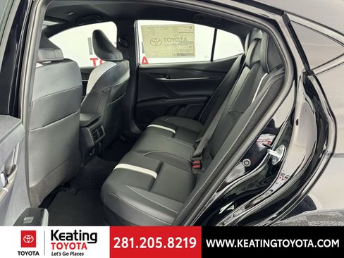 New 2026 Toyota Camry SE image 6