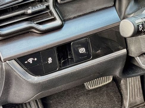 Used 2023 Kia Sportage EX FWD image 10