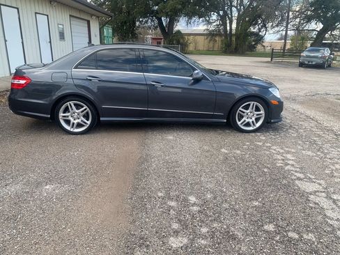 Used 2013 Mercedes-Benz E 350 Sedan image 1
