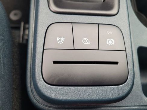 Certified 2024 Ford Maverick XLT image 25