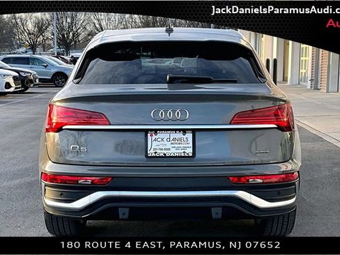 Used 2023 Audi Q5 2.0T Premium image 4