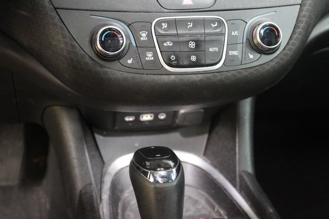 Used 2019 Chevrolet Malibu LT w/ LT True North Edition FWD image 19
