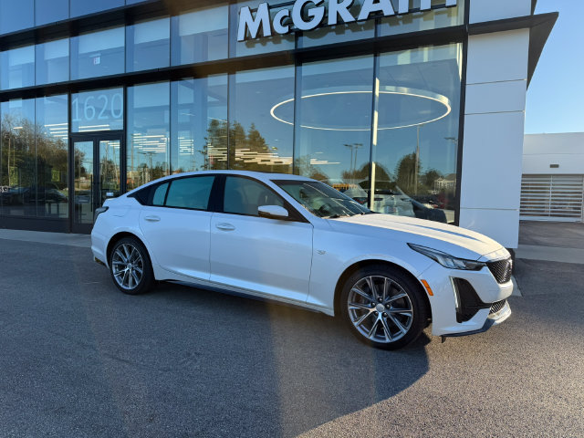 Used 2020 Cadillac CT5 Sport AWD/4WD image 2