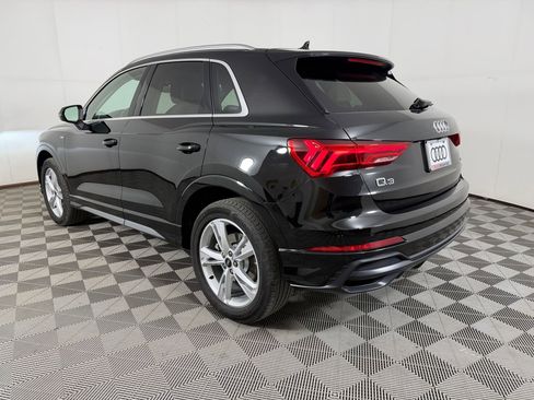Certified 2022 Audi Q3 2.0T Premium Plus w/ Premium Plus Package image 3
