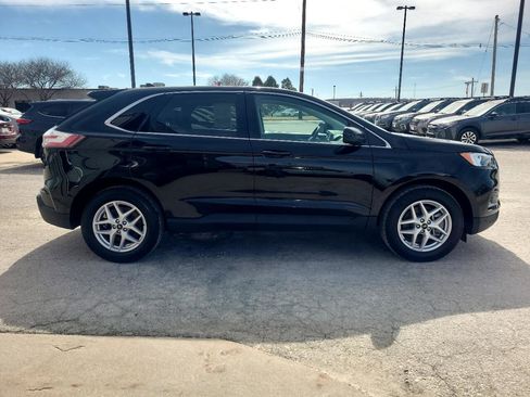 Used 2024 Ford Edge SEL image 5