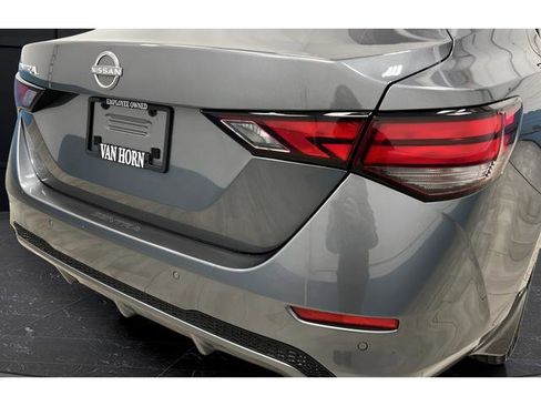 Used 2025 Nissan Sentra SV w/ All-Weather Package FWD image 9