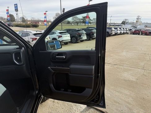 Used 2019 Chevrolet Silverado 1500 LT w/ All-Star Edition image 16