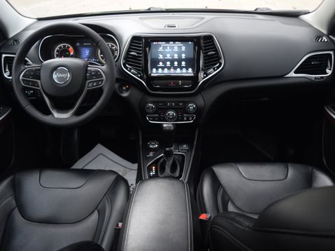 Used 2022 Jeep Cherokee Limited image 8