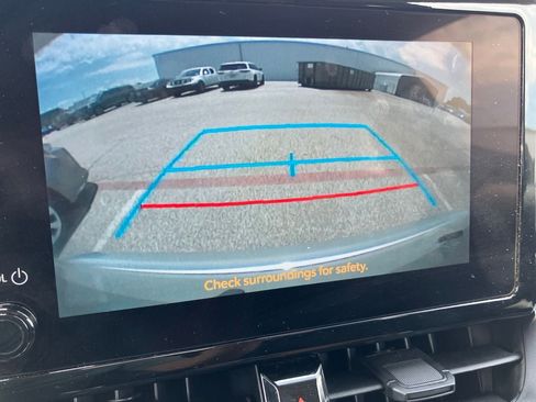 Used 2025 Toyota Corolla LE FWD image 9