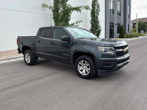Used 2018 Chevrolet Colorado LT AWD/4WD image 4
