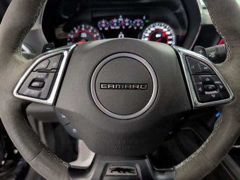 Used 2024 Chevrolet Camaro LT RWD image 9