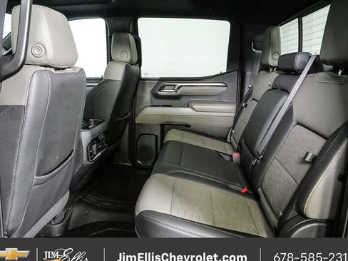 Certified 2023 Chevrolet Silverado 1500 ZR2 w/ Technology Package image 38