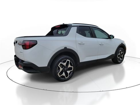 Used 2023 Hyundai Santa Cruz Limited image 4