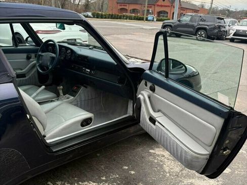 Used 1995 Porsche 911 Carrera image 17