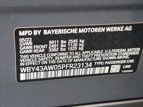 Used 2023 BMW i4 eDrive35 RWD image 16