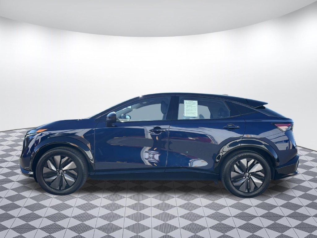 Used 2024 Nissan Ariya AWD image 4