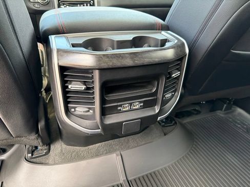 Used 2023 RAM 1500 Big Horn AWD/4WD image 40